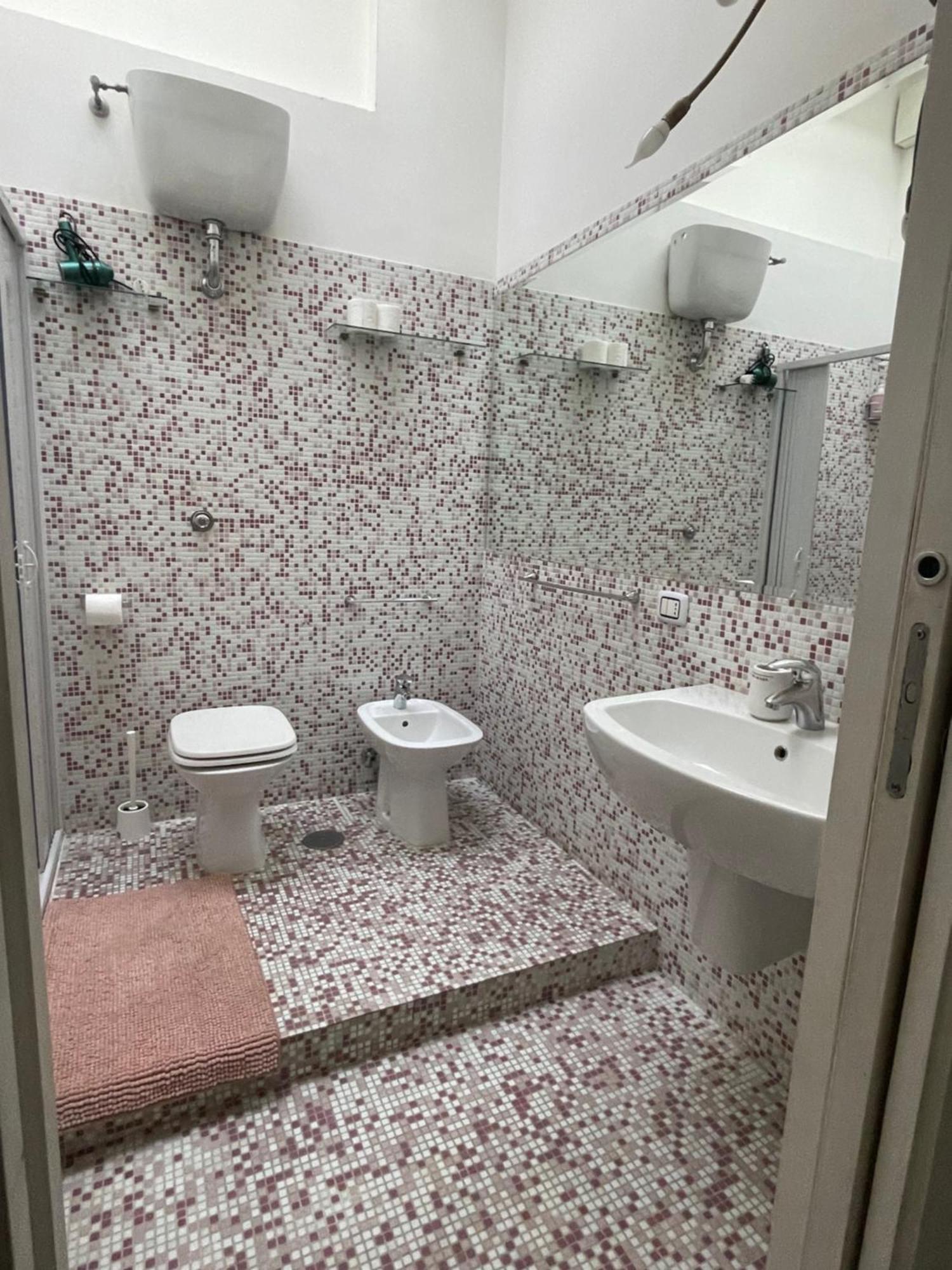 Boat Room Наполи Екстериор снимка